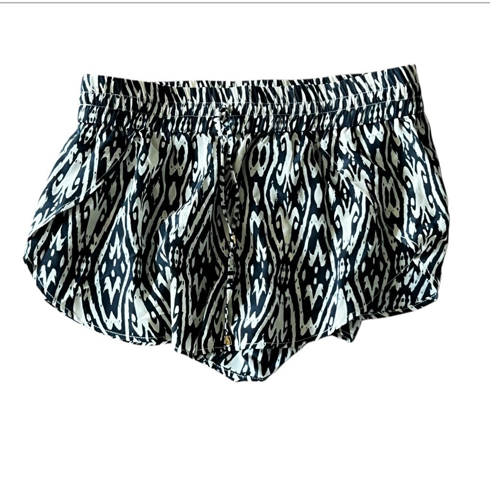 NWT Caffe Women’s Swim Shorts Coverup Black Cream Size Small